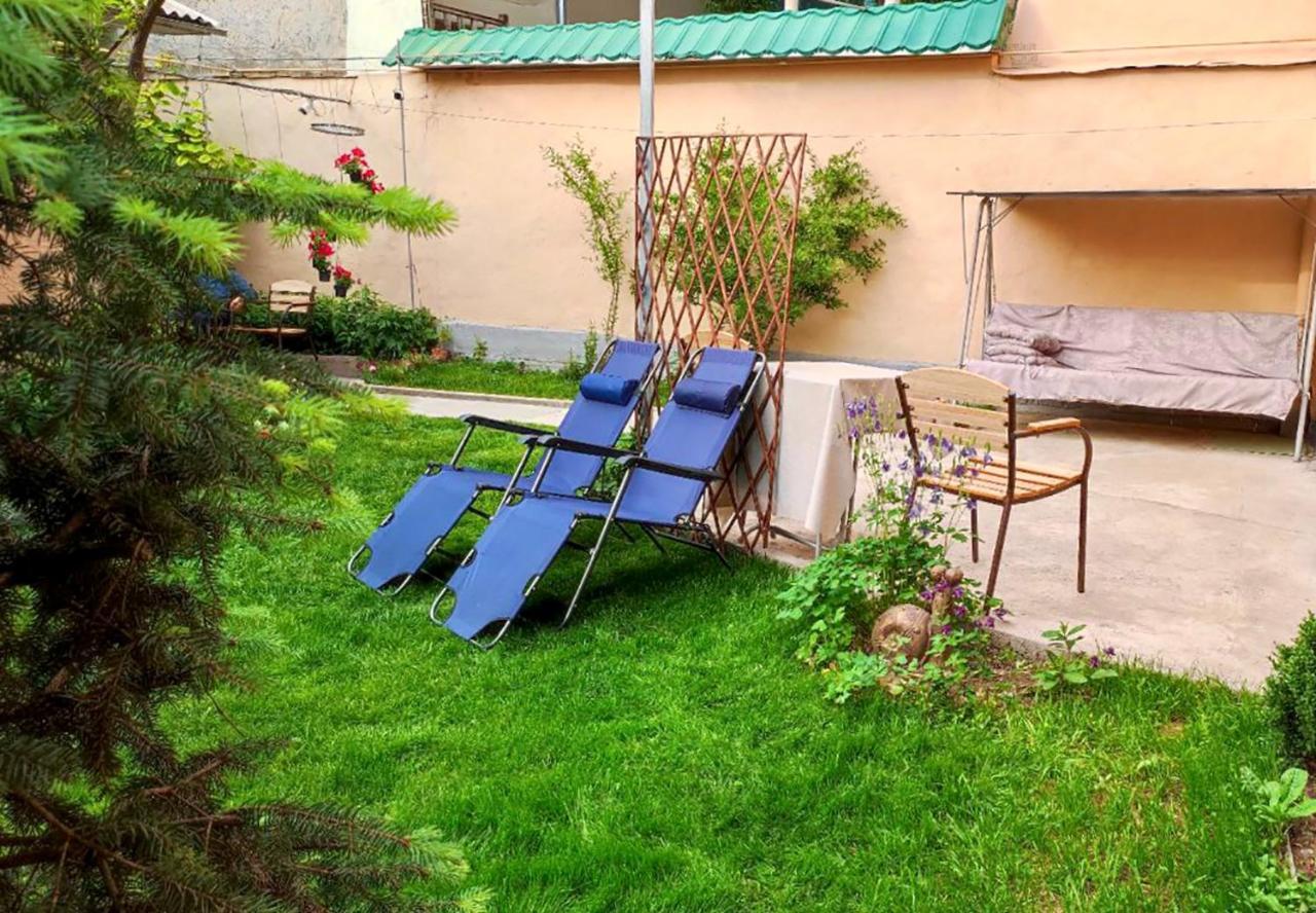 FRОDО - Cozy as a home. 2 floors, 2 bedrooms, large guest room, 1 bathroom Ташкент Экстерьер фото