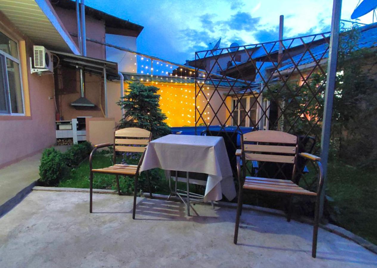 FRОDО - Cozy as a home. 2 floors, 2 bedrooms, large guest room, 1 bathroom Ташкент Экстерьер фото