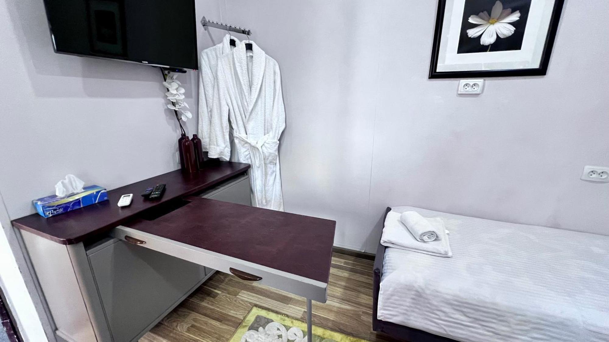 FRОDО - Cozy as a home. 2 floors, 2 bedrooms, large guest room, 1 bathroom Ташкент Экстерьер фото